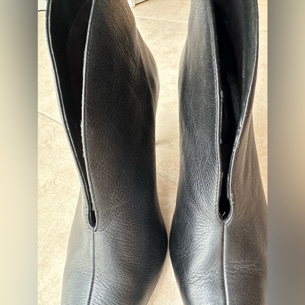 Topshop - Vamp Faux Leather Heels - Picture 4 of 7